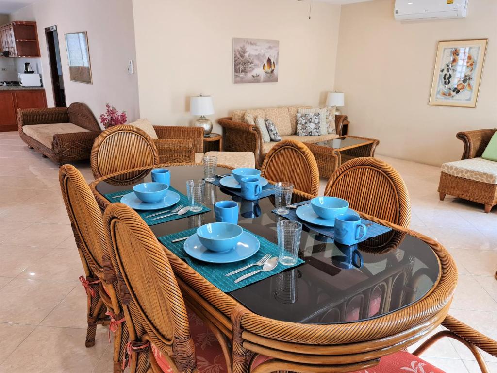Вилла (Вилла «Гранд» с бассейном и гидромассажной ванной), Отель Butterfly Garden Boutique Residences by Luxury View