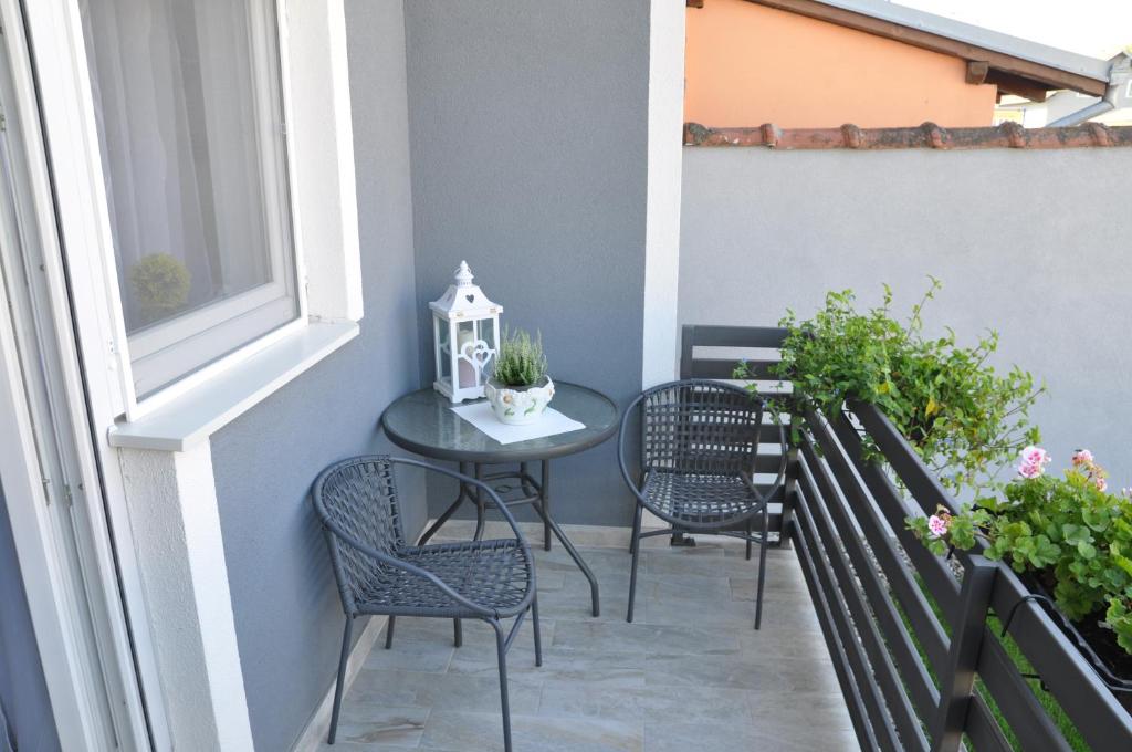 Apartmani Ana Vukovar photo 2