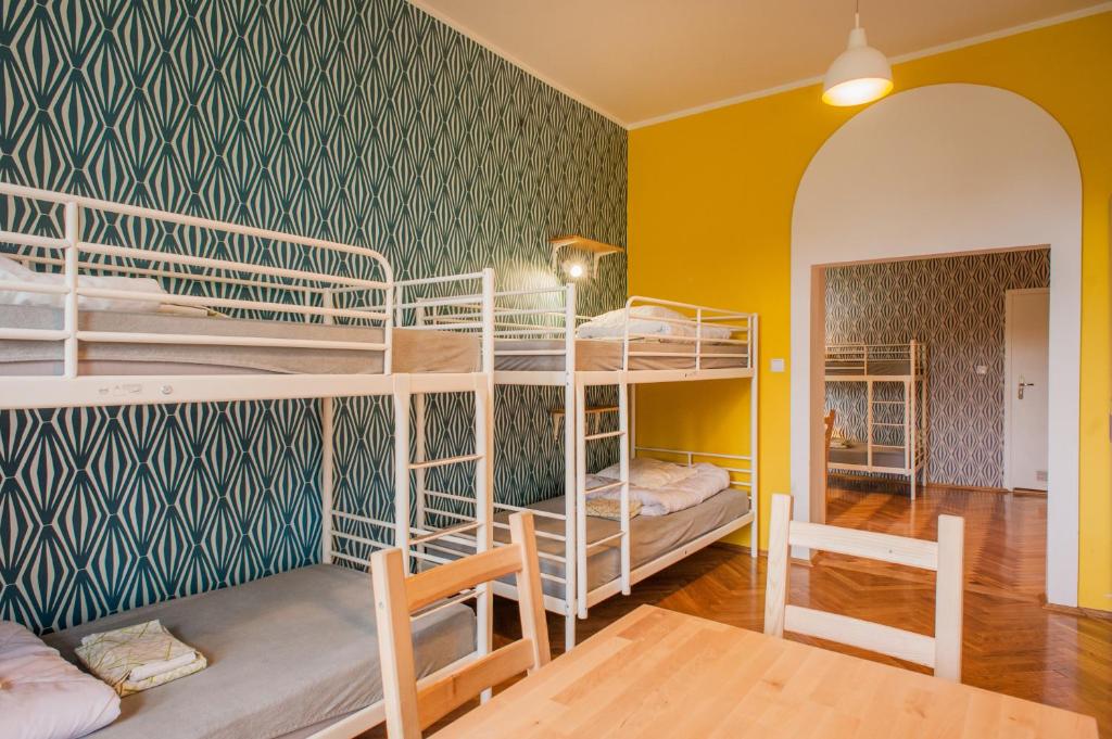 Семейный (Номер для 8 человек с собственной ванной комнатой), Atlantis Hostel