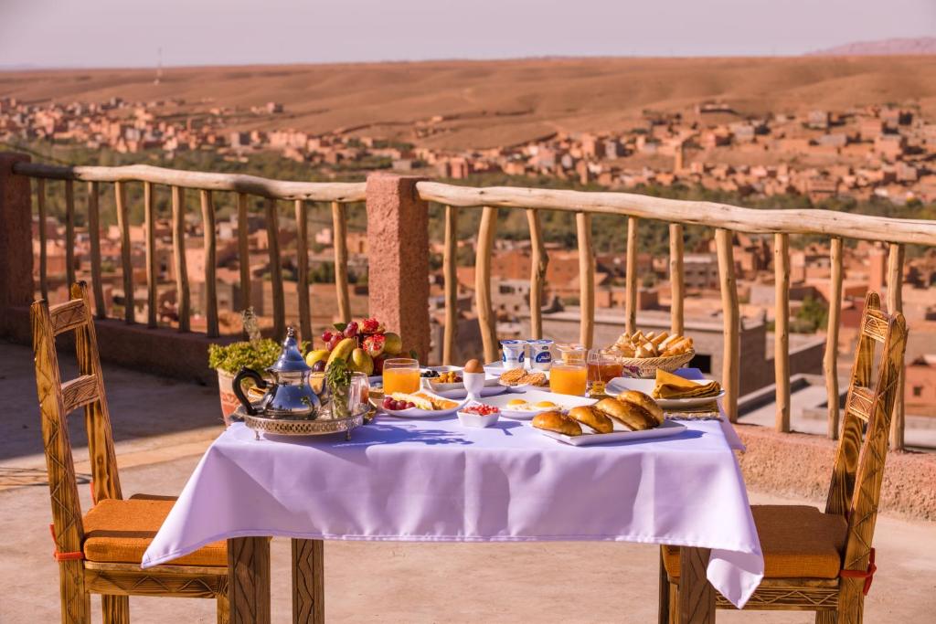 RIAD TUMAST