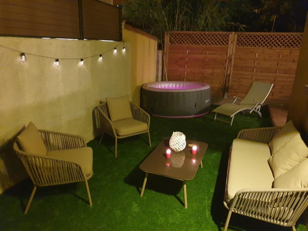 Villa 3 pièces avec jacuzzi privé photo 4