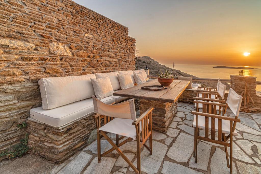 IRIDA Villa - Sea & Sunset Flats near Batsi photo 1