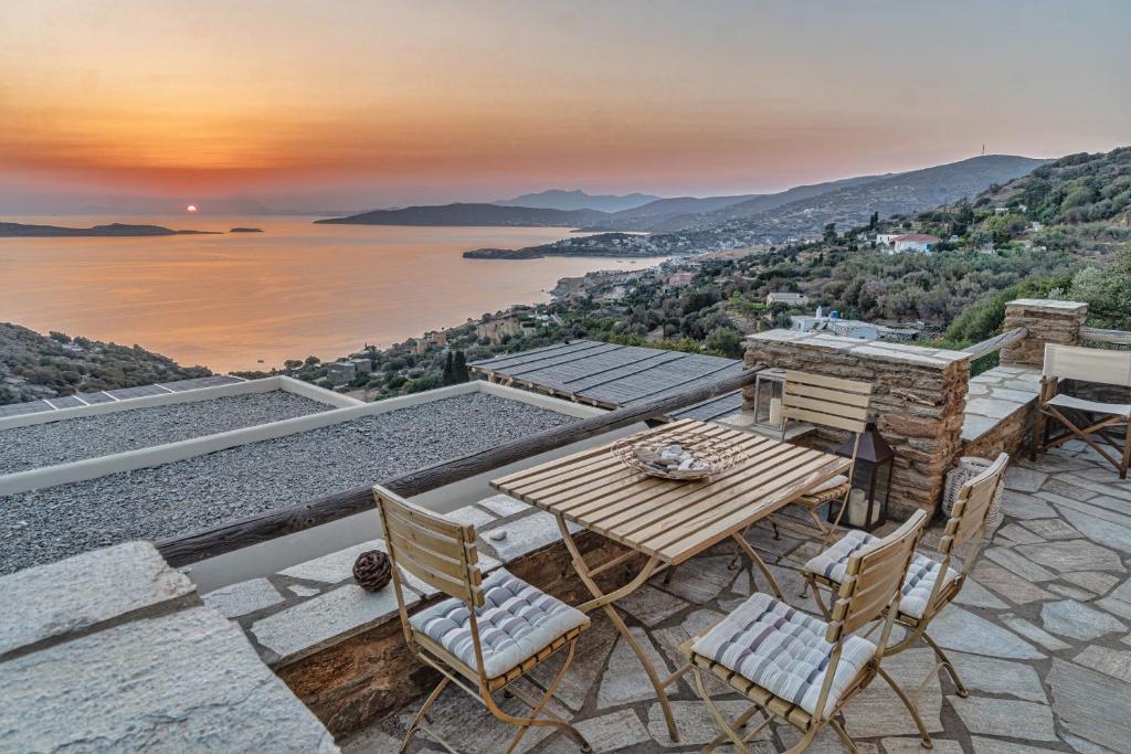 IRIDA Villa - Sea & Sunset Flats near Batsi photo 2