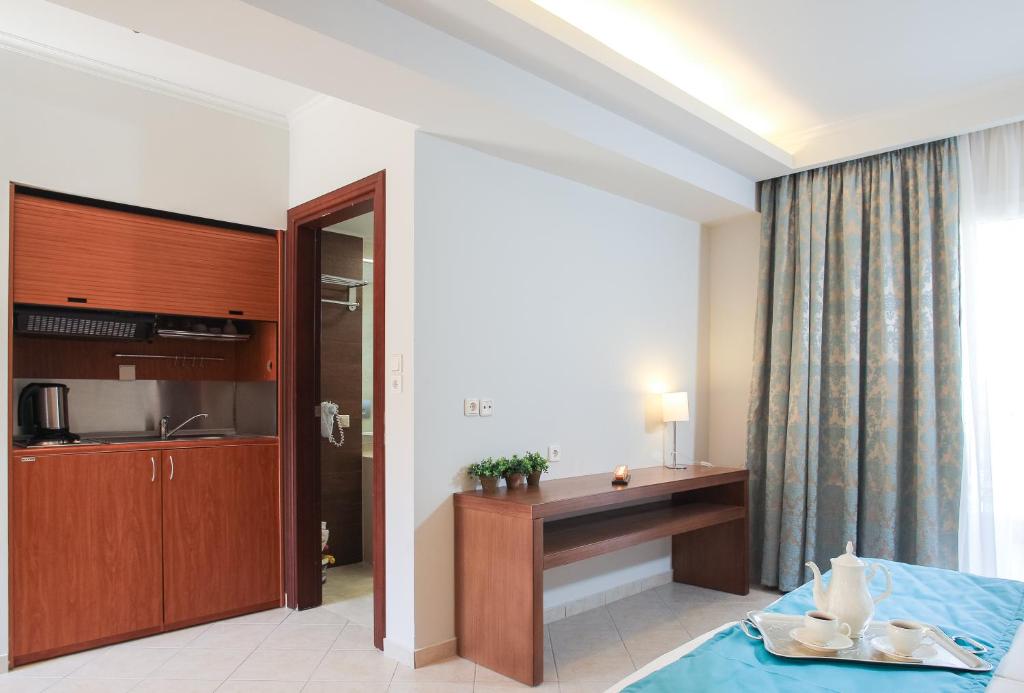 Двухместный (Улучшенный номер-студио), Electra Hotel