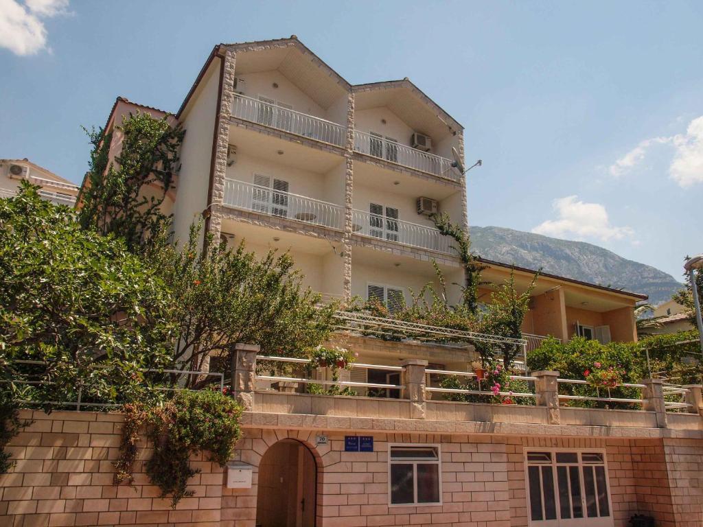Villa Neda photo 1