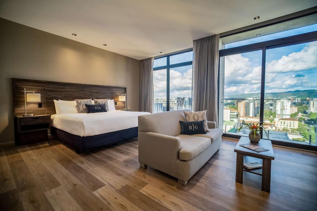 Wyndham Garden Guatemala City photo 1