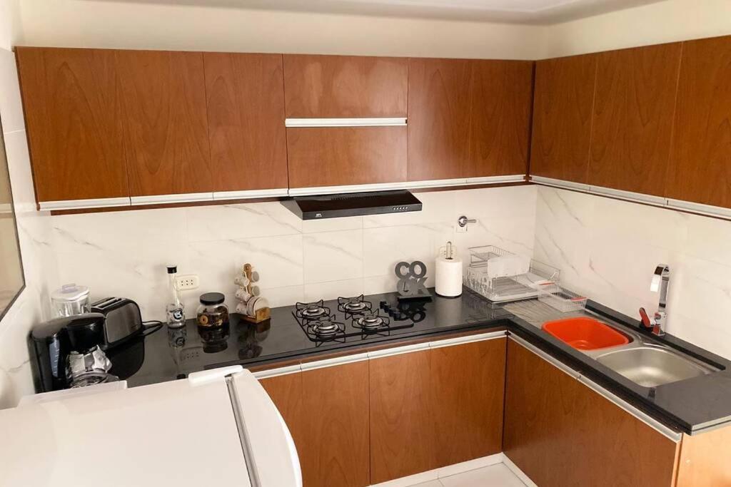 DEPARTAMENTO MODERNO, ACOGEDOR Y CÉNTRICO. photo 2