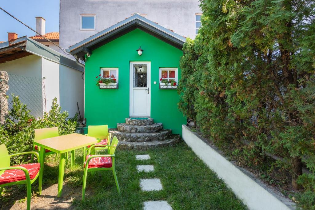 Sweet Home photo 1
