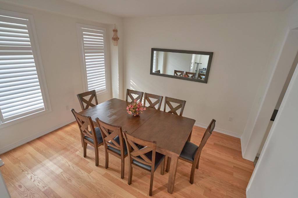 Entire house for your getaway! photo 1