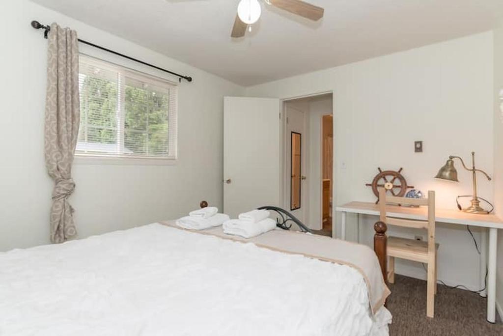Unique, Convenient, Centrally located apartment photo 1