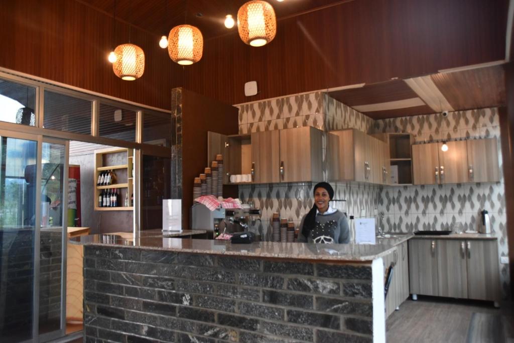 Chimpanzee Lodge photo 2