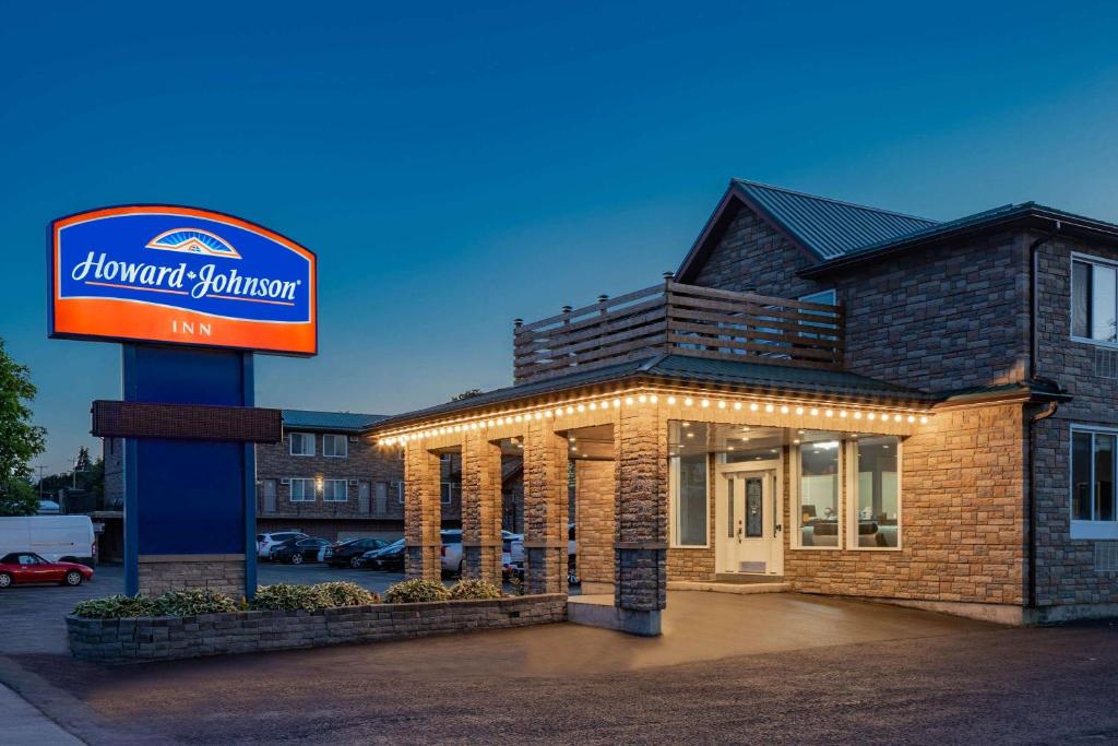 Howard Johnson by Wyndham Gananoque photo 3
