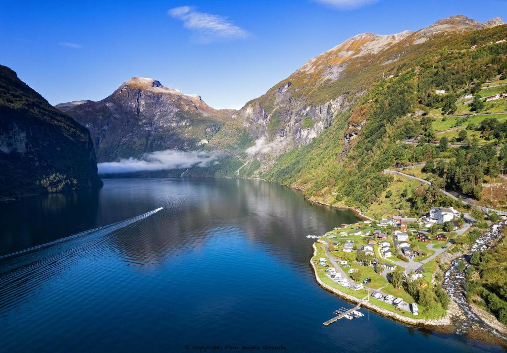 Geirangerfjorden Feriesenter photo 2