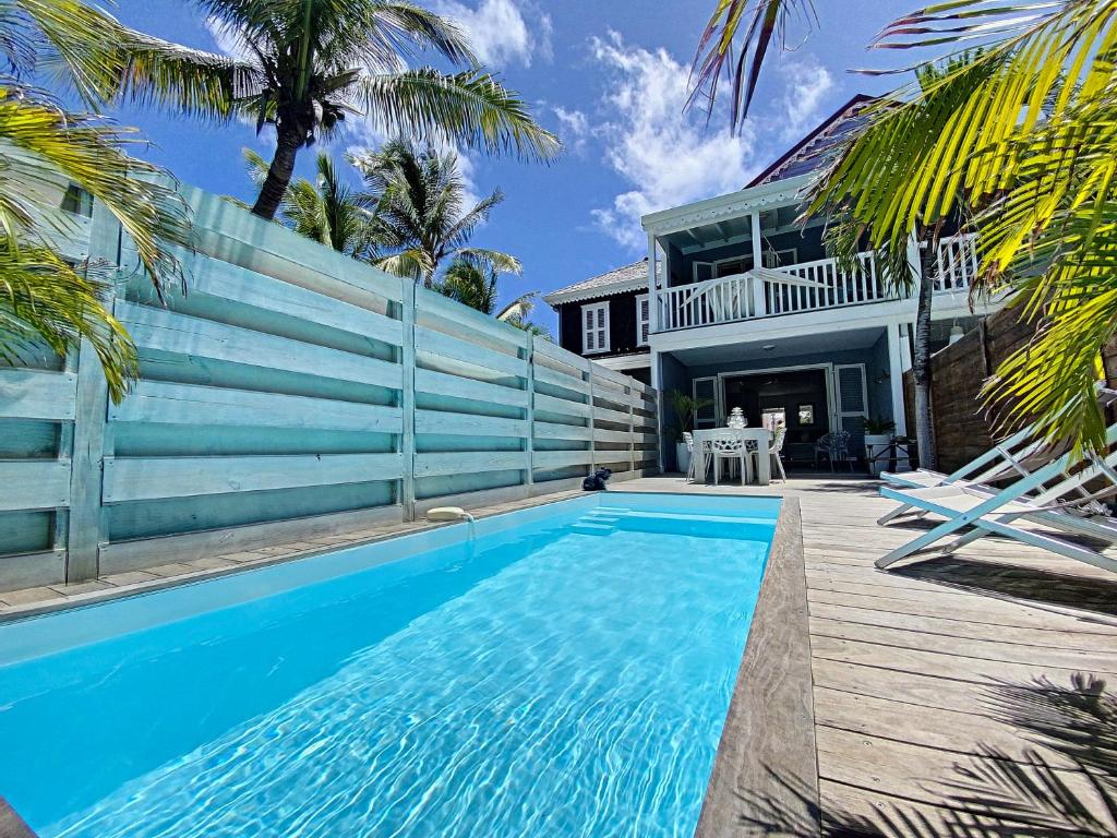 Villa Casalilo, Orient Bay photo 1