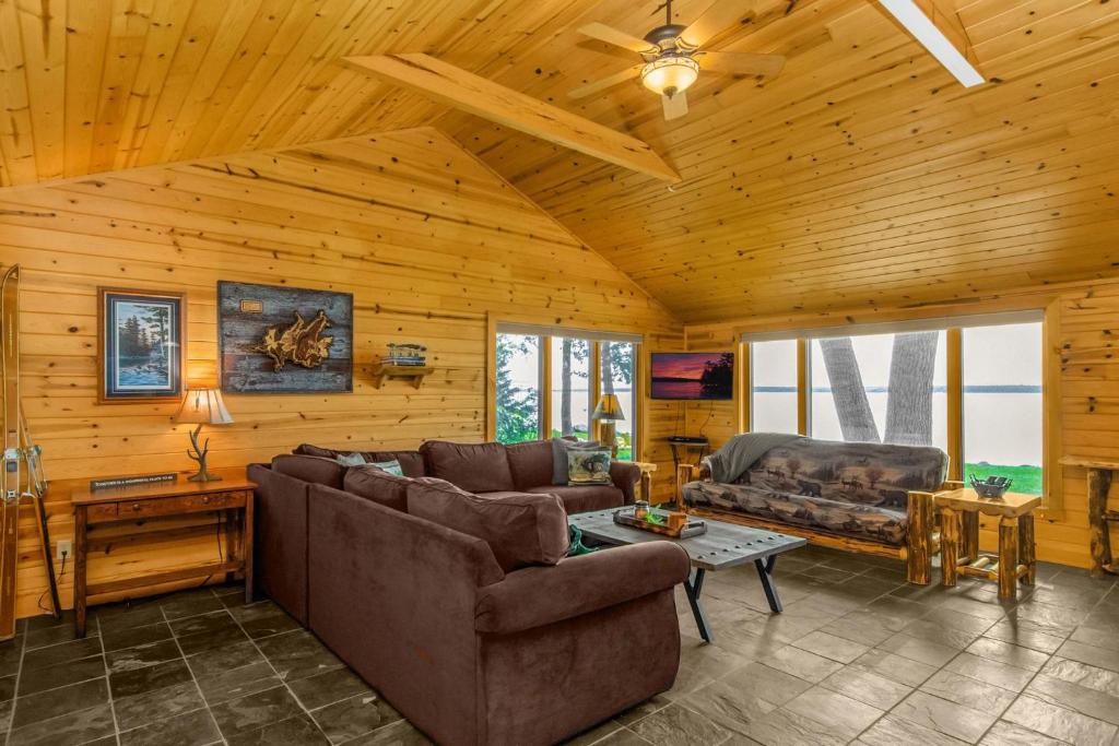 Cozy and Quaint Leech Lake Escape! photo 3