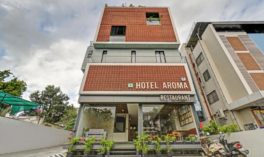 Treebo Trend Aroma Executive photo 2