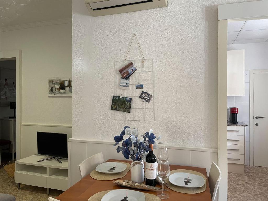 Lleida 25, casa de poble a planta baixa amb àmplia terrassa equipada photo 4