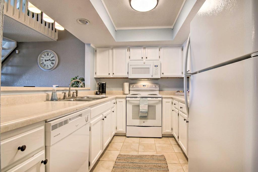 Waterfront Ozark Gem with Pool Access and Lake Views! photo 3