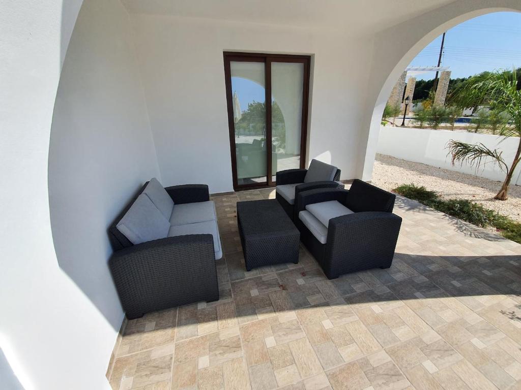 St. Georgiana Villa 7 photo 4