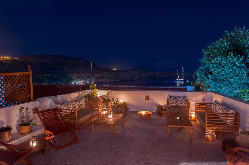 Elegant-Lindian Villa Marietta