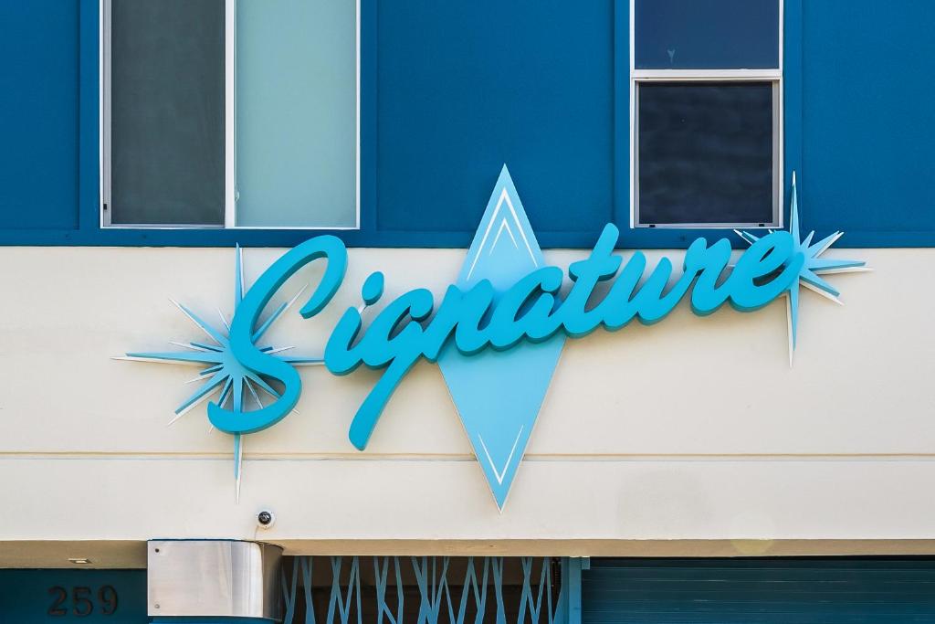 Signature Inn Houston Greenspoint image
