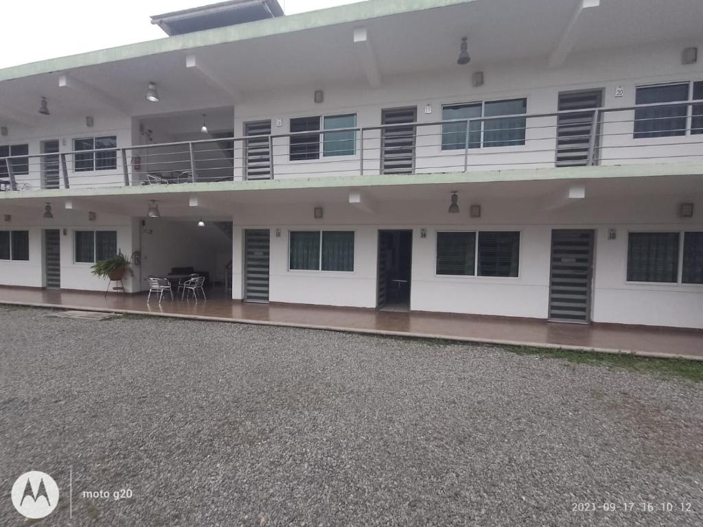 Hotel & Suites Mo Sak photo 2