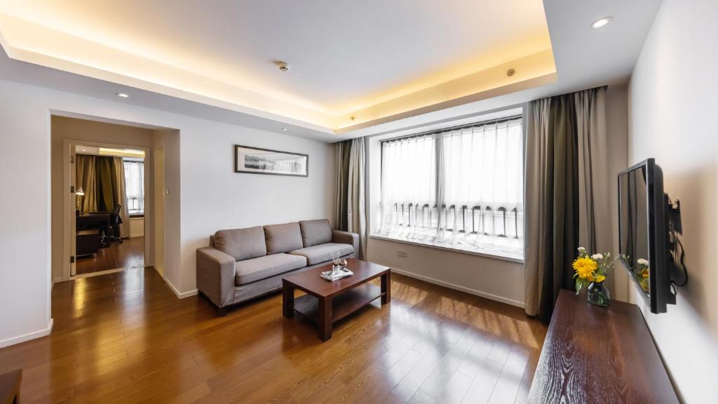 Сьюит (Люкс «Премьер» с 2 спальнями), Starr Hotel Shanghai