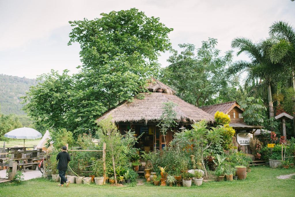 Phuruarounmai Organic Living Resort photo 4