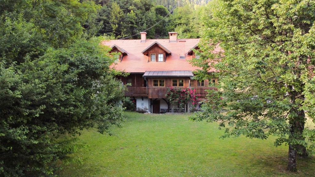 House Alpine Rose photo 1