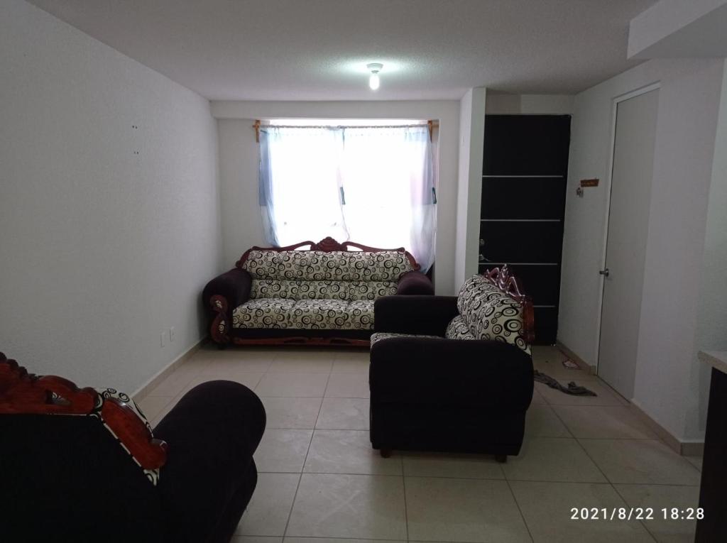 CASA SOLA EN PACHUCA HGO. photo 2
