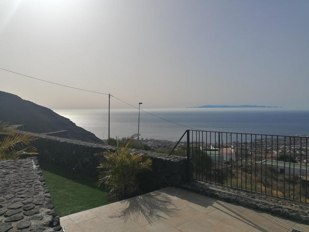 VILLA “LA FLORIDA” - WONDERFUL VIEWS - POOL – WIFI photo 3