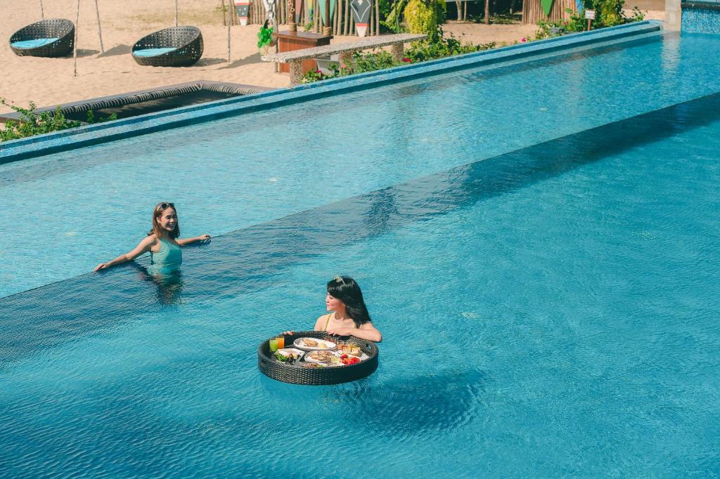 Dhevan Dara Beach Villa Kuiburi photo 3