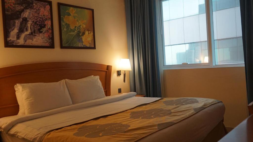 Апартаменты (Представительские апартаменты с 2 спальнями), Апарт-отель Golden Tulip Hotel Apartments
