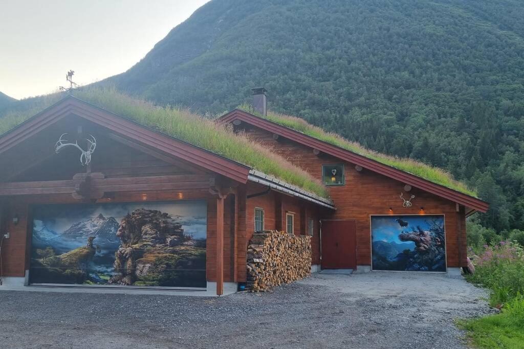 Garasjeleilighet med kort vei til flott natur, Måndalen, Rauma