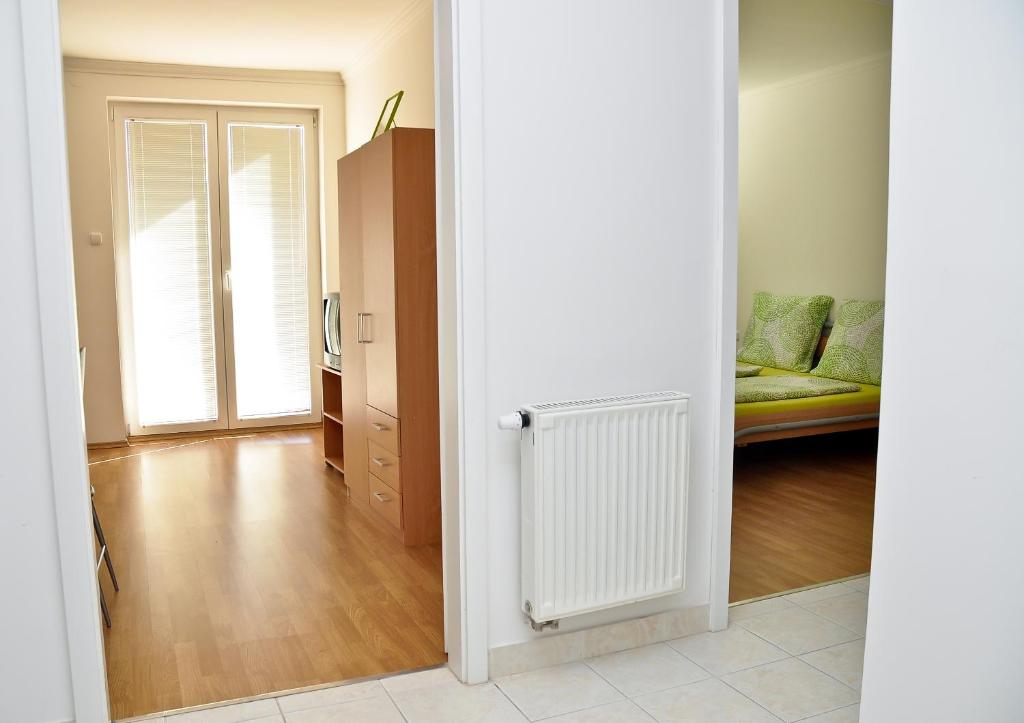 Апартаменты (Апартаменты с 2 спальнями и террасой), Családi Élmény Apartman és Vendégház