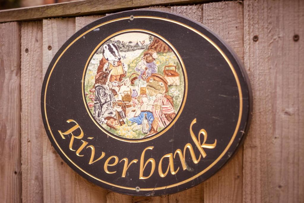 Riverbank Cottage - idyllic riverside country cottage on South Downs photo 1