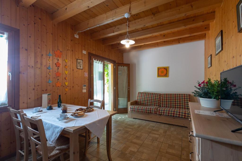 Agriturismo L'Acero Rosso - Tap to explore photos