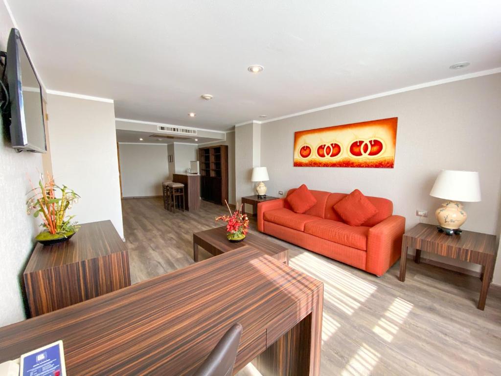 Сьюит (Президентский люкс), Hotel Benidorm