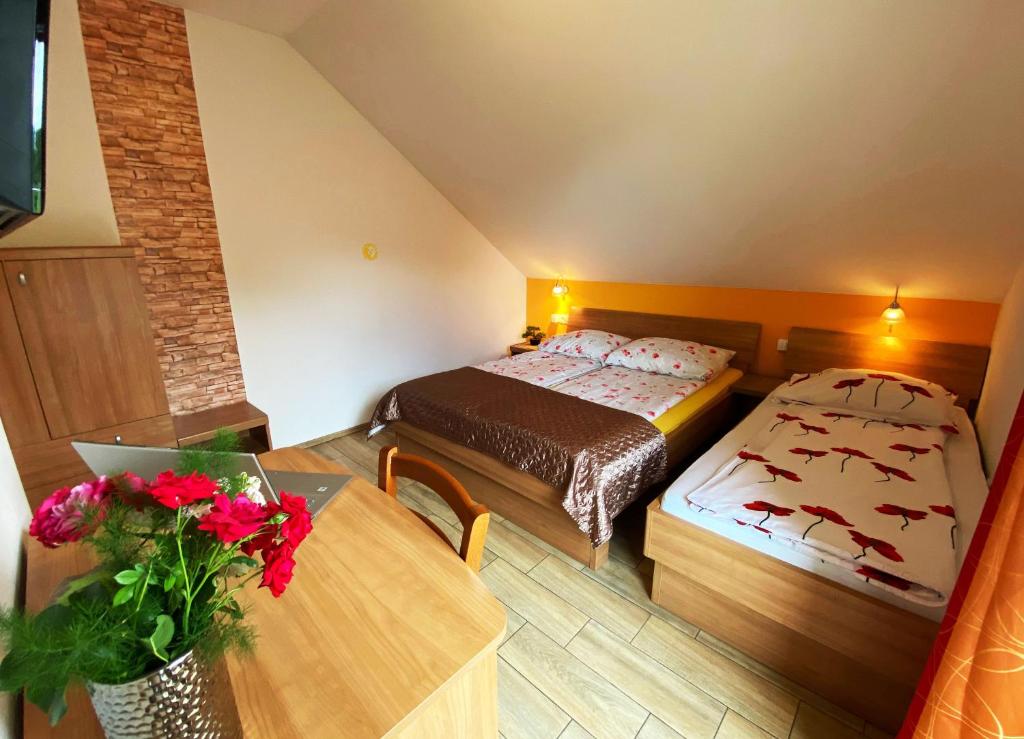 Guesthouse Mesec Zaplana photo 1