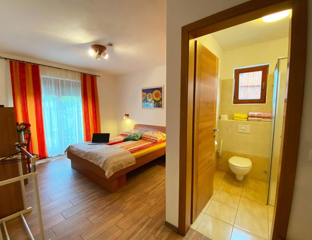 Guesthouse Mesec Zaplana photo 4