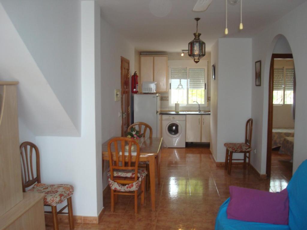 Apt on the ground floor, with a large terrace, two bedrooms and Ac photo 2