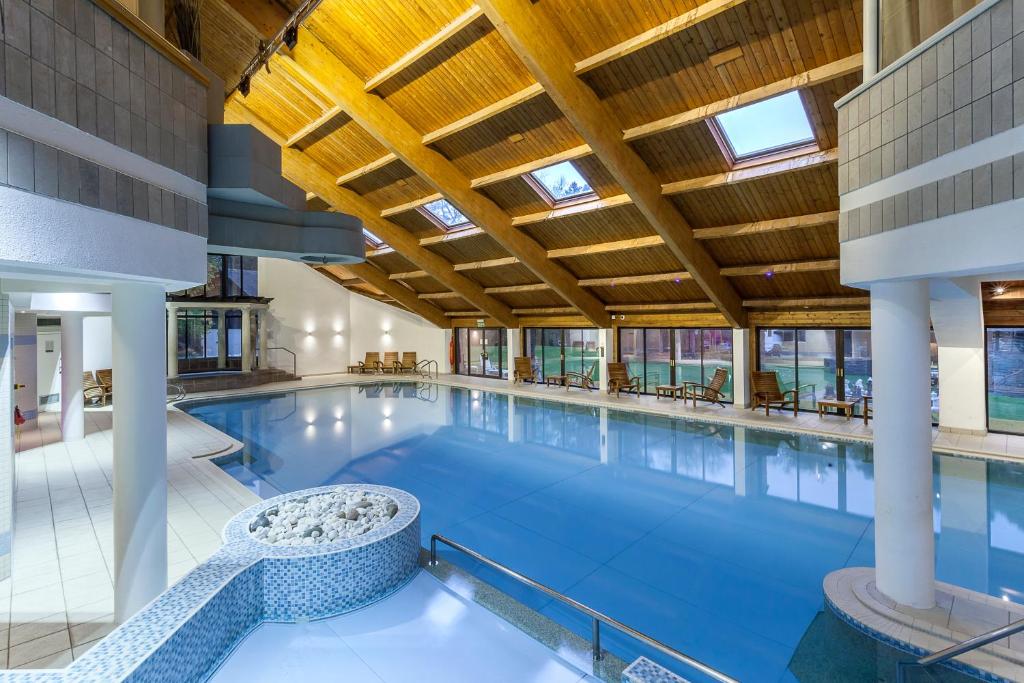 Langdale Hotel & Spa photo 2
