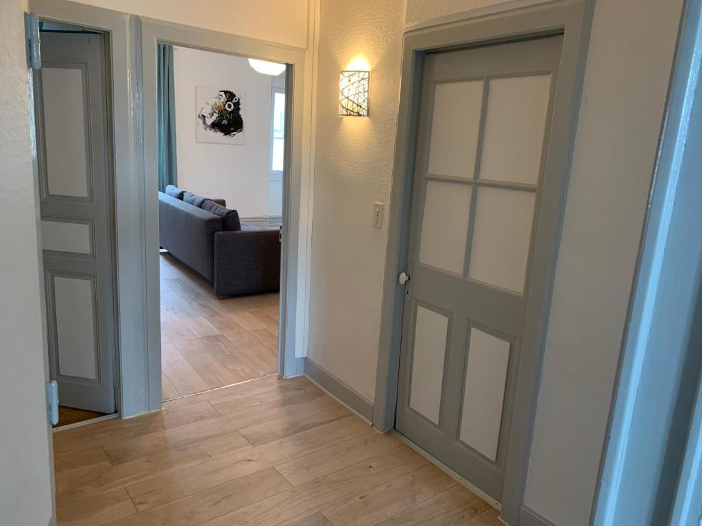 Elégant Appartement T3 hypercentre de Mazamet photo 1