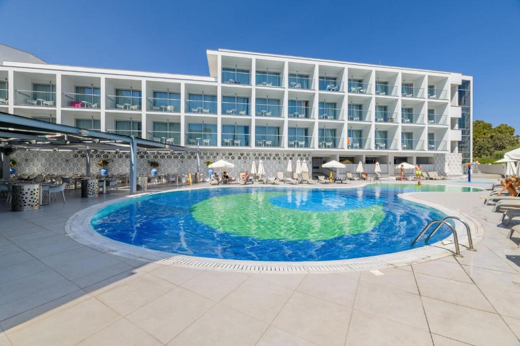 River Rock Hotel photo 4