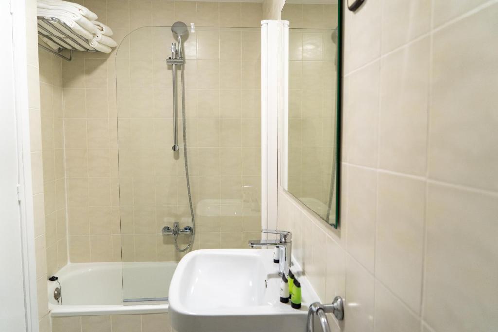 Hotel Aubí photo 3