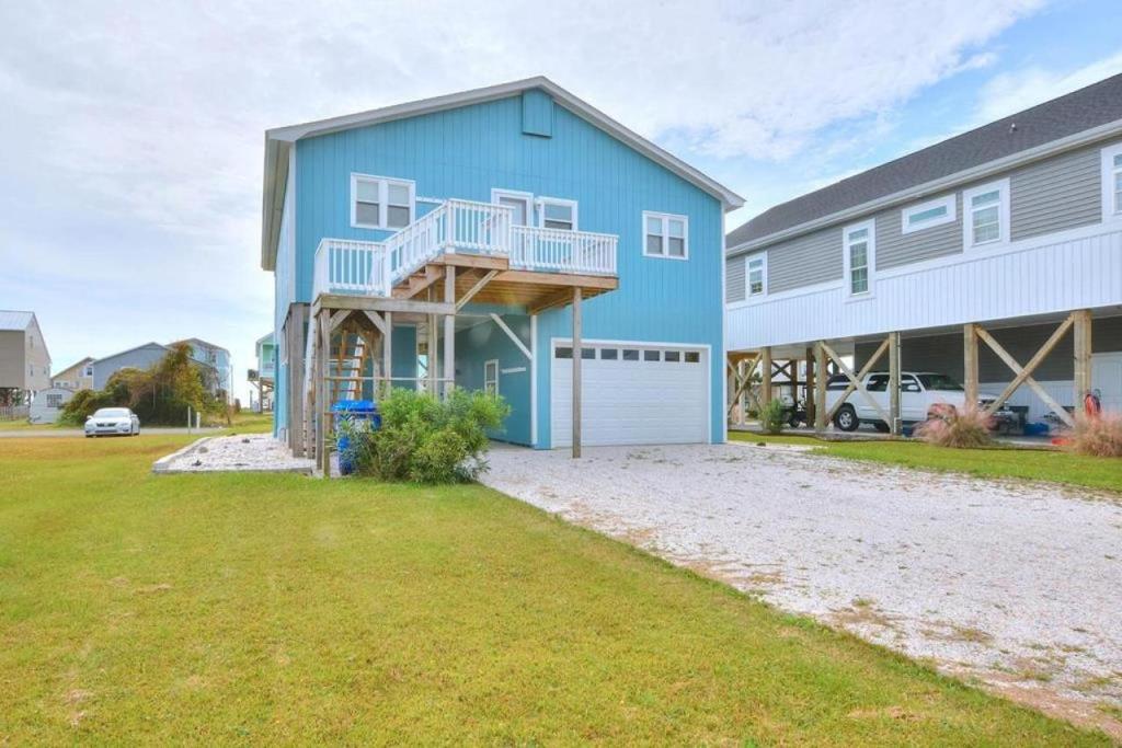Ocean Breeze Retreat image