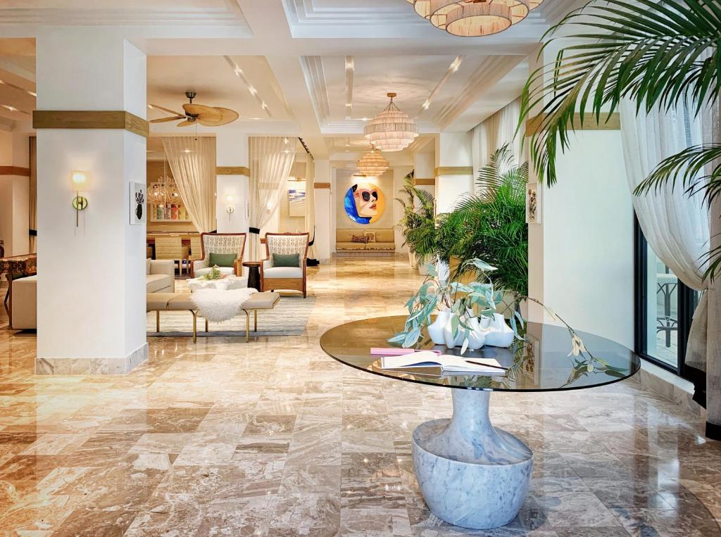 White Elephant Palm Beach photo 2