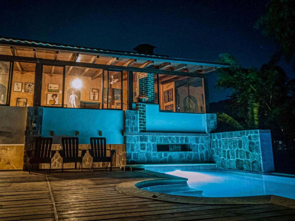 Casa Lobo Bungalows photo 4