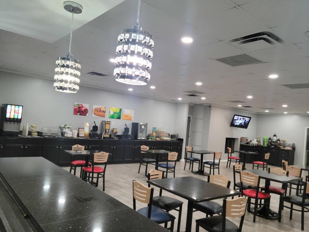 Quality Inn Terre Haute University Area photo 4