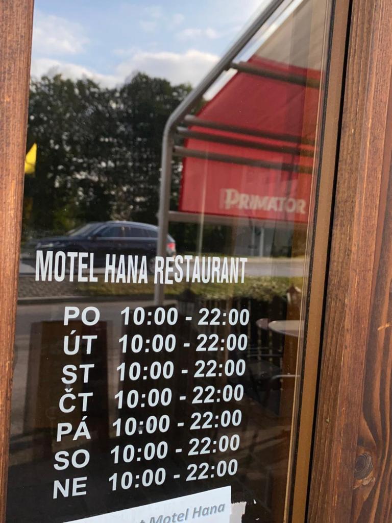 Restaurant Motel Hana Barbara Gastro sro photo 3